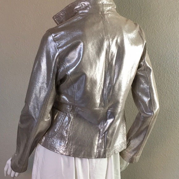 NWOT Pearl/ Silver Metallic Genuine Leather Blazer - Picture 6 of 8